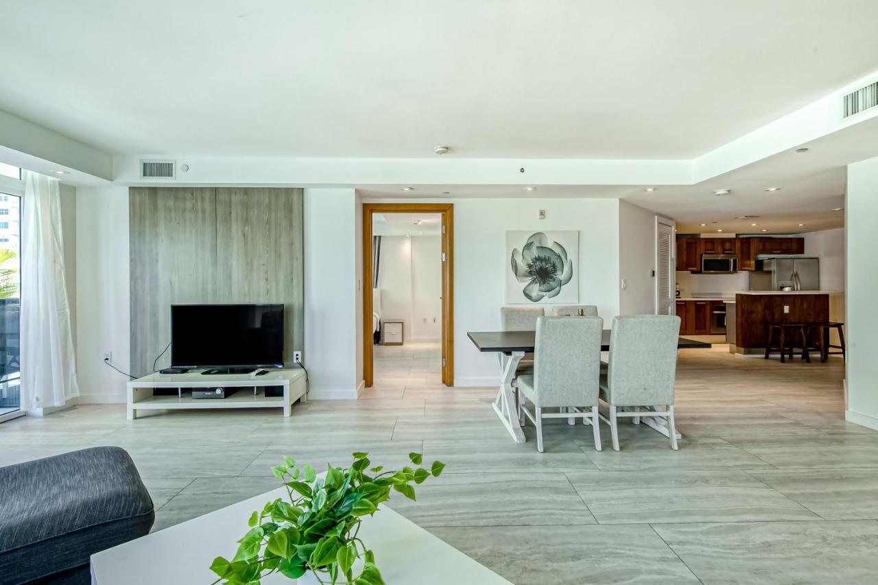 מיאמי ביץ' Modern Ocean Drive Condo In The Heart Of Sobe! מראה חיצוני תמונה