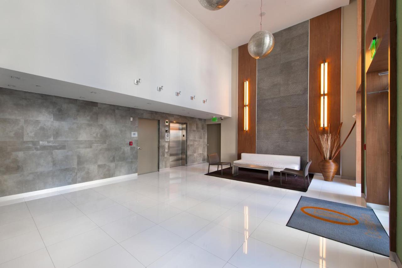 מיאמי ביץ' Modern Ocean Drive Condo In The Heart Of Sobe! מראה חיצוני תמונה